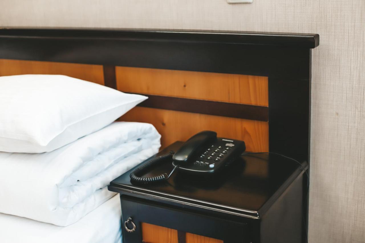 Georg Palace Hotel Chernivtsi Ngoại thất bức ảnh
